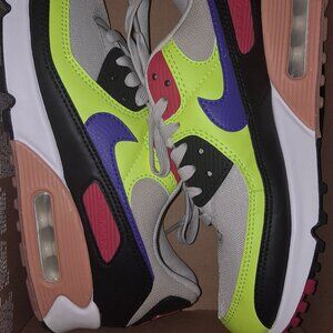 Nike Sneaker